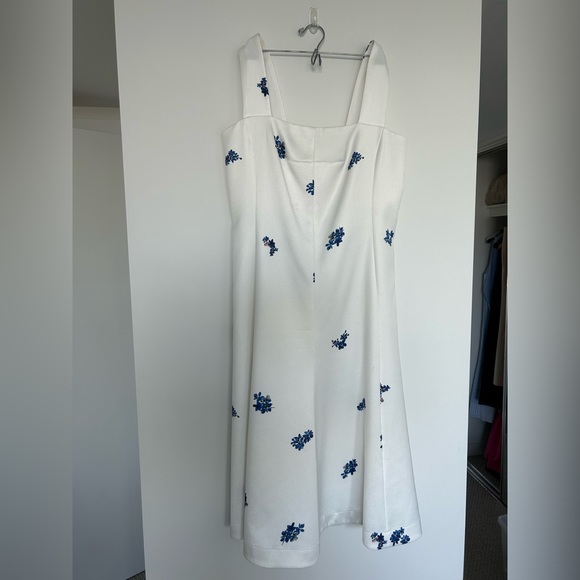 Camilla and Marc Diliana Midi Dress - Picture 3 of 9